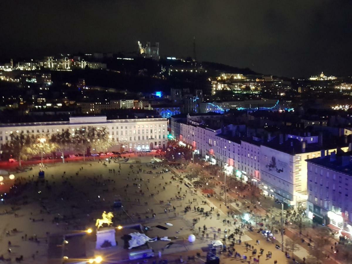 La Fenetre Saint Jean Apartment Lyon Bagian luar foto